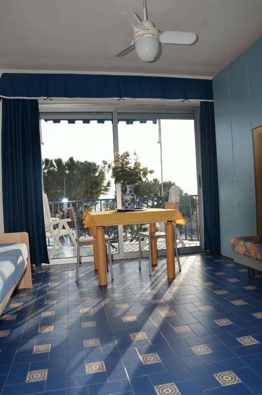 فنتيميليا Residence Costa Templada الغرفة الصورة